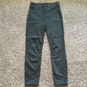 Green pants with elastic waist!